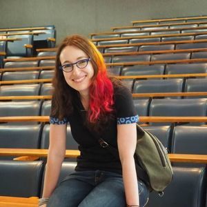 Meet your Posher, Simonne